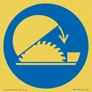 Mandatory: Use table saw adjustable guard